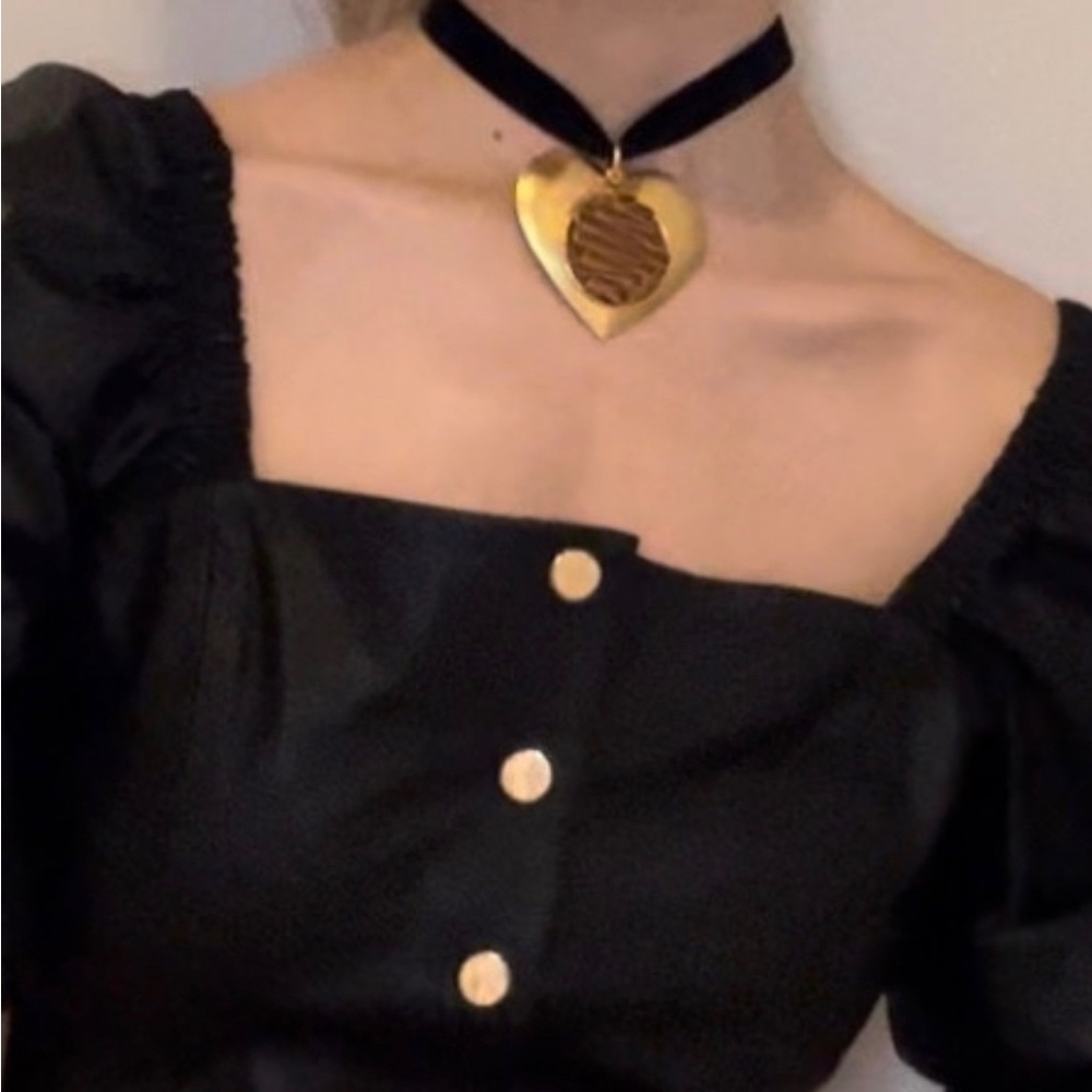 Heart Shaped Zara Choker